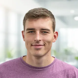 Porträtfoto von Timo Jeschke